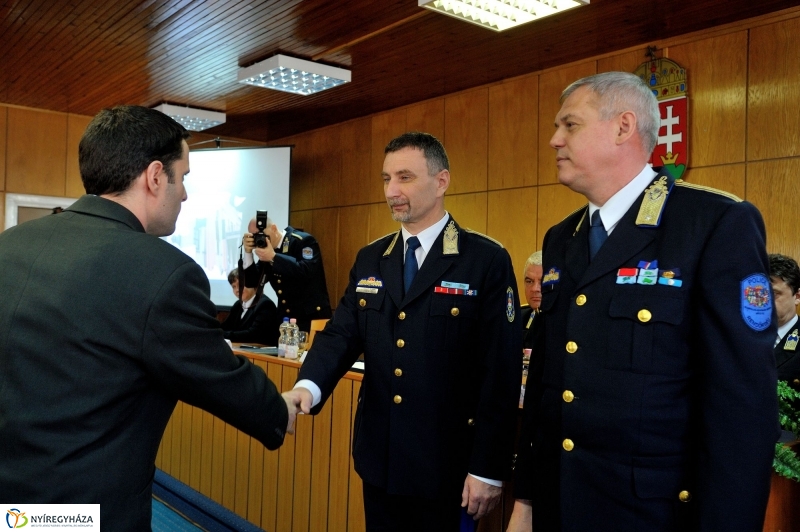 Rendőrségi évértékelő