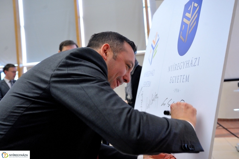 Nyíregyházi Egyetem Ünnepi Szenátusi Ülése