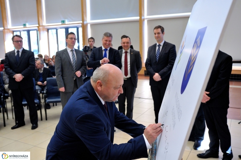 Nyíregyházi Egyetem Ünnepi Szenátusi Ülése