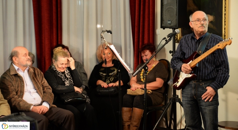 Zboray Károly estje a Bencs Villában