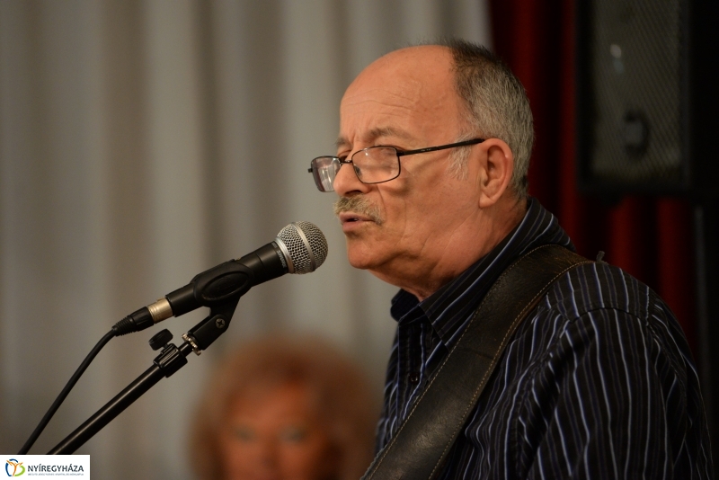 Zboray Károly estje a Bencs Villában