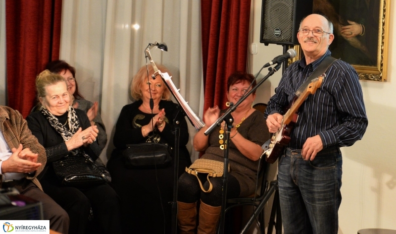 Zboray Károly estje a Bencs Villában