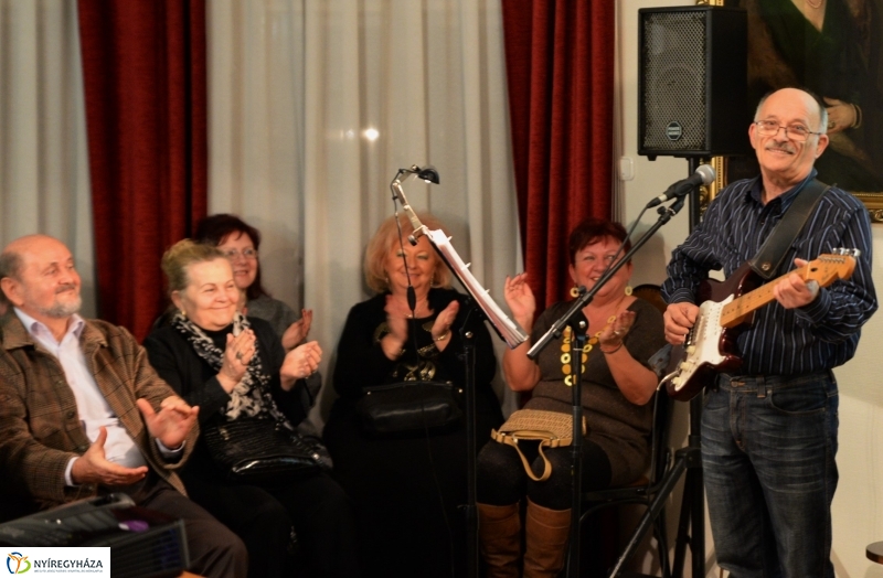 Zboray Károly estje a Bencs Villában