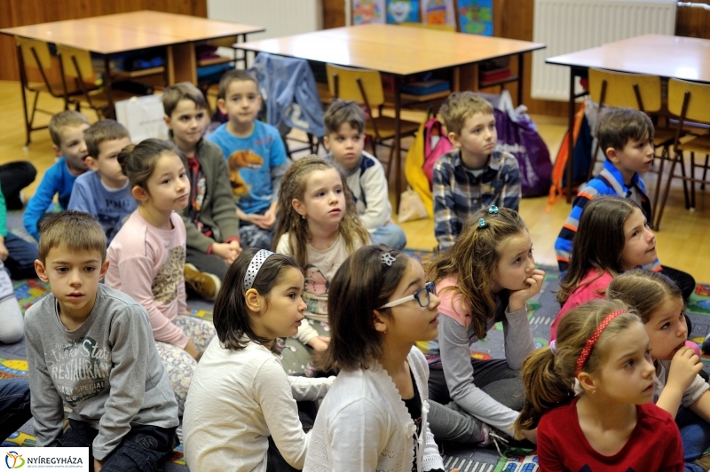 Farsangolás a Jókai Mór iskolában