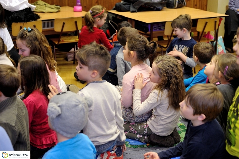 Farsangolás a Jókai Mór iskolában