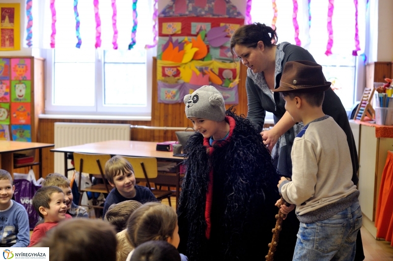 Farsangolás a Jókai Mór iskolában