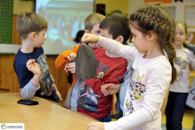 Farsangolás a Jókai Mór iskolában