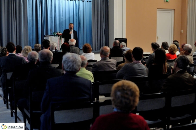 Polgári Szalon Dr. Lupkovics Györggyel