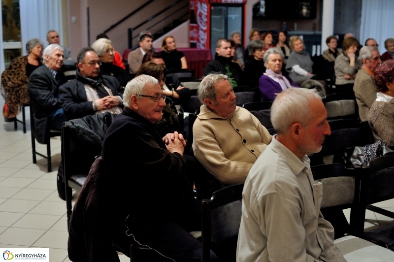 Polgári Szalon Dr. Lupkovics Györggyel