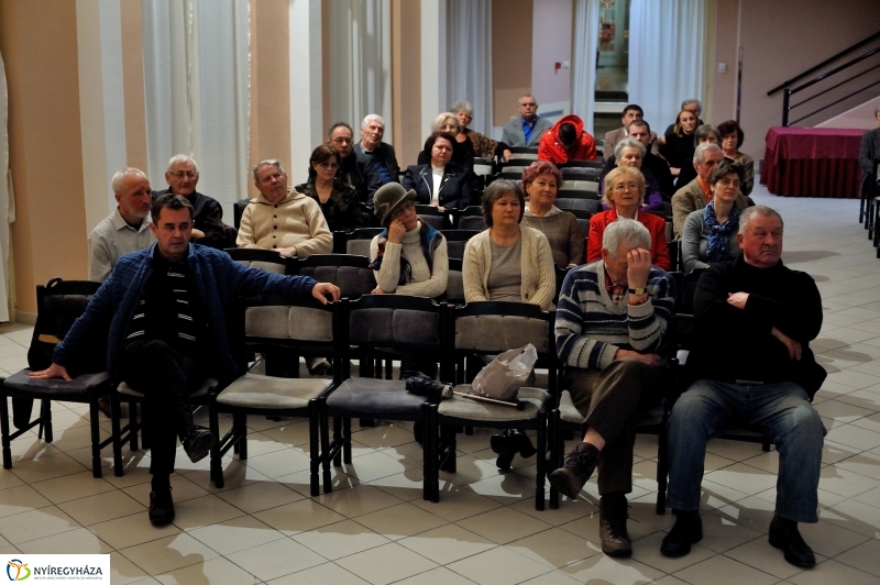 Polgári Szalon Dr. Lupkovics Györggyel