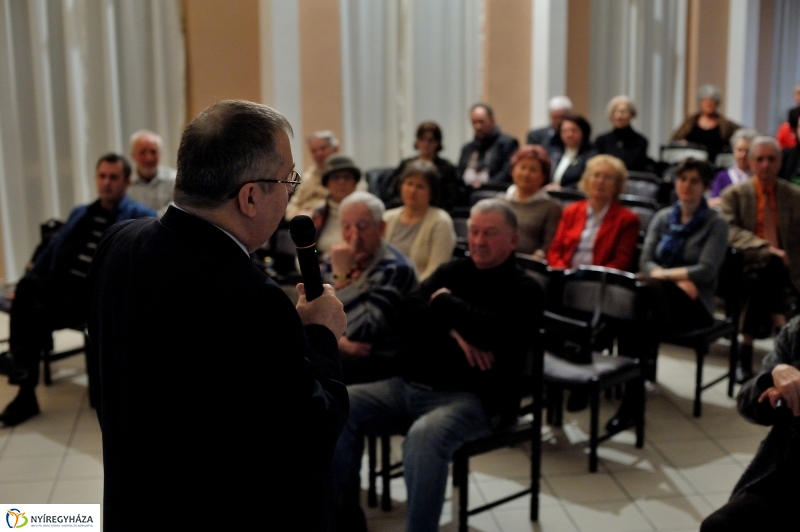 Polgári Szalon Dr. Lupkovics Györggyel