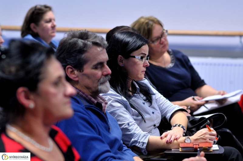 Jogi, pénzügyi konferencia civil szervezeteknek