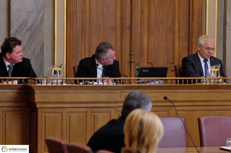 Városi Közgyűlés 20160225