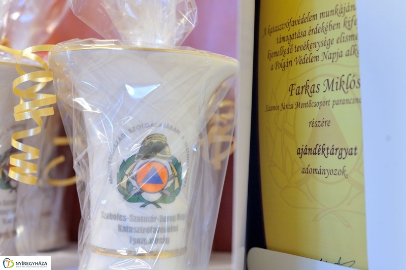 Elismerések a Polgári Védelmi Napon