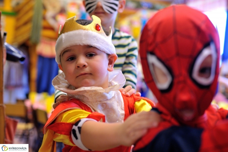 Farsangolás a Margaréta óvodában