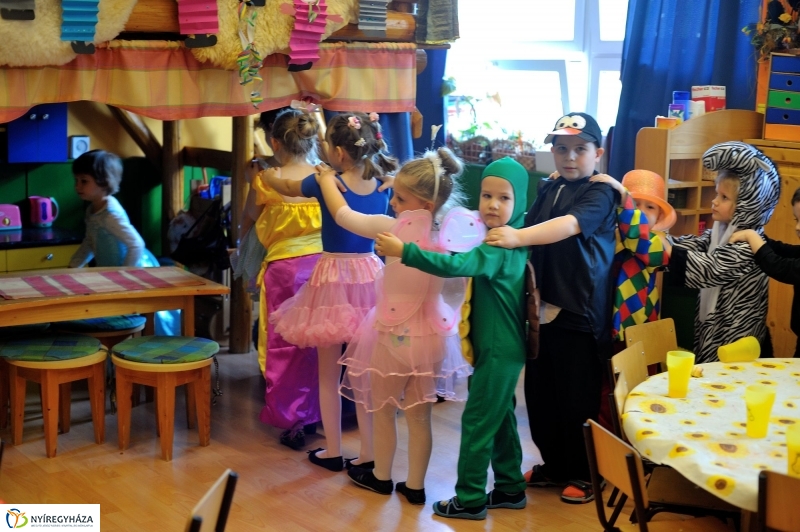 Farsangolás a Margaréta óvodában