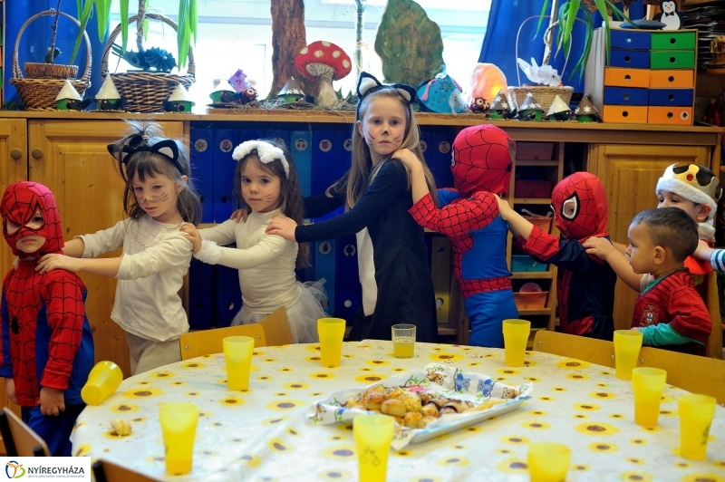 Farsangolás a Margaréta óvodában