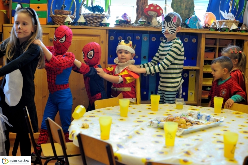 Farsangolás a Margaréta óvodában