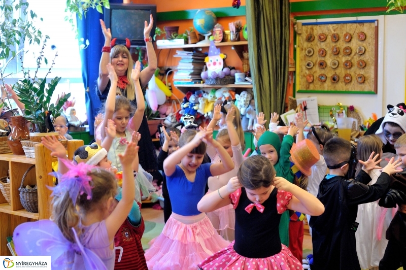 Farsangolás a Margaréta óvodában