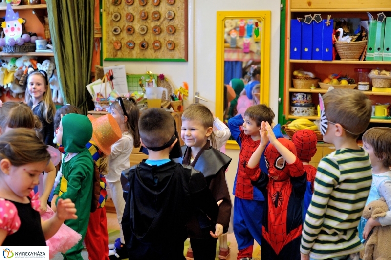 Farsangolás a Margaréta óvodában