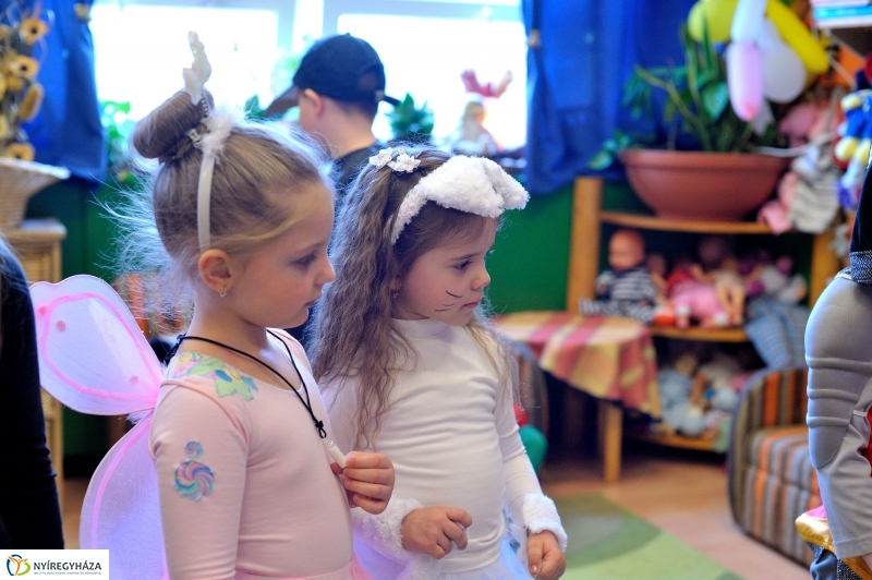Farsangolás a Margaréta óvodában