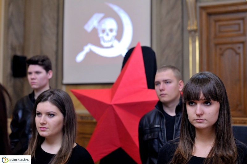 Műsor az áldozatok emlékére