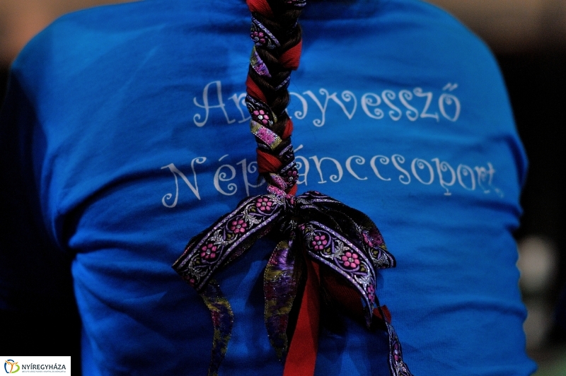 Néptánc verseny a Vécsey iskolában