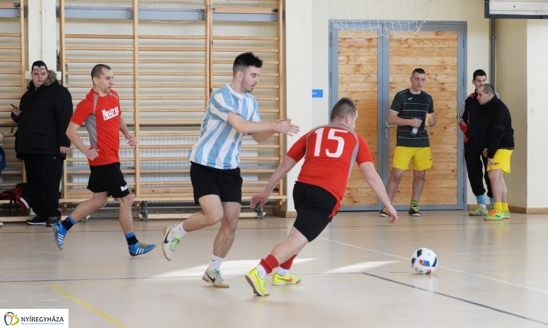 Teremlabdarúgó bajnokság-döntő