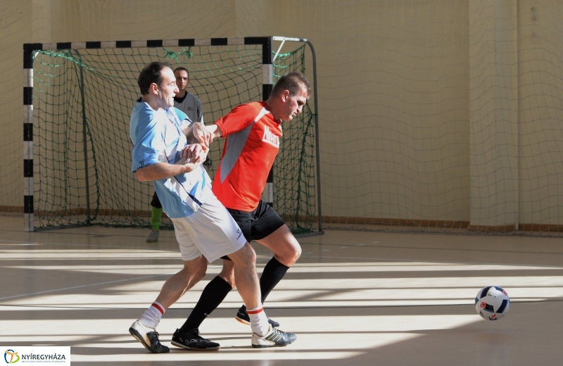 Teremlabdarúgó bajnokság-döntő