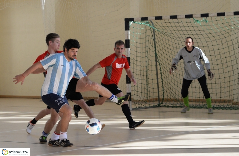 Teremlabdarúgó bajnokság-döntő