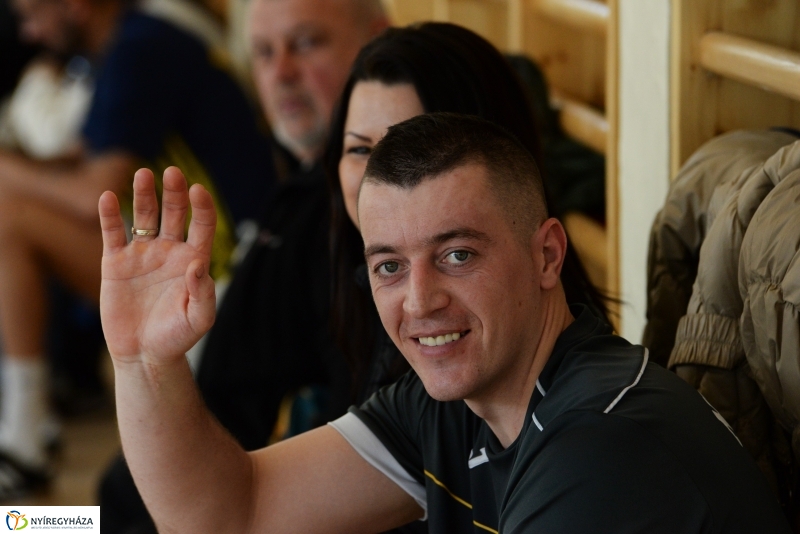 Teremlabdarúgó bajnokság-döntő