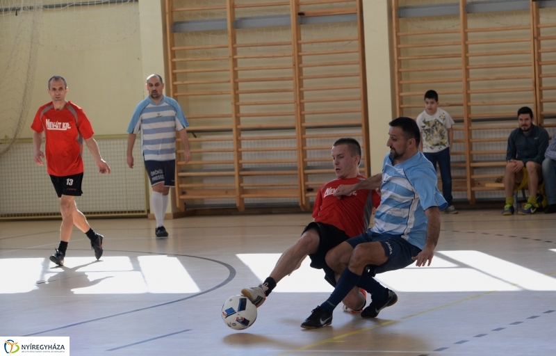 Teremlabdarúgó bajnokság-döntő