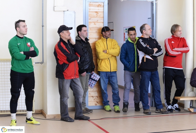 Teremlabdarúgó bajnokság-döntő