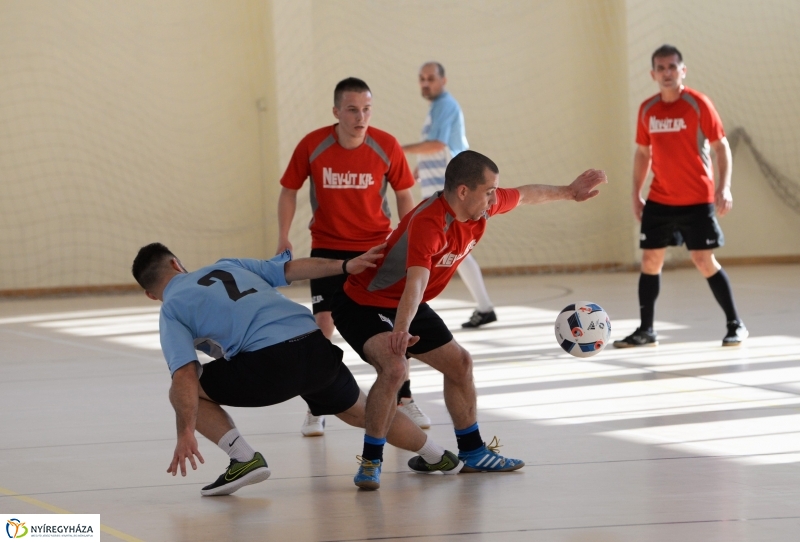 Teremlabdarúgó bajnokság-döntő