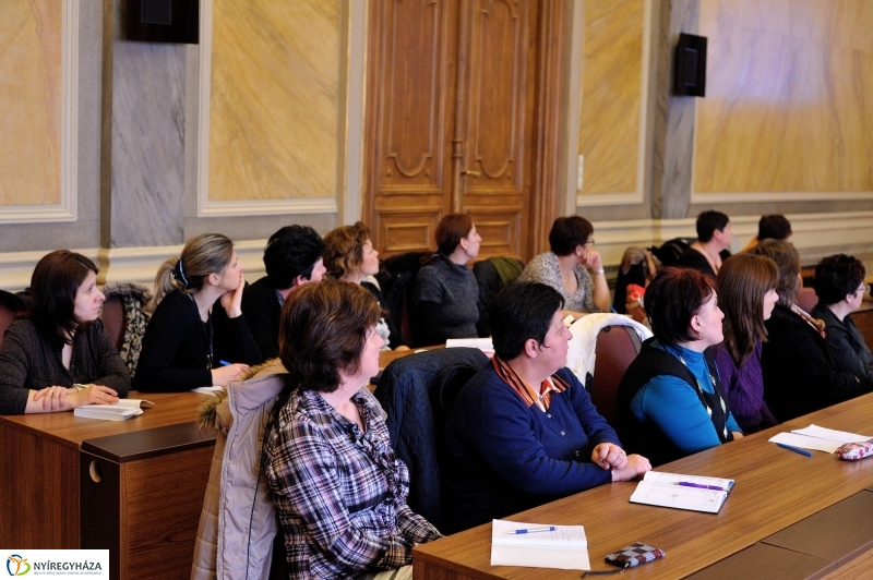 Jelzőrendszeri tanácskozás