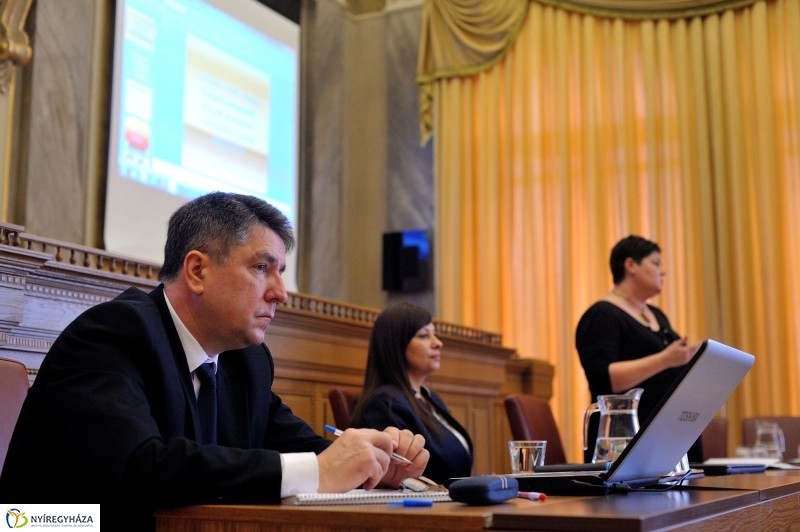 Jelzőrendszeri tanácskozás