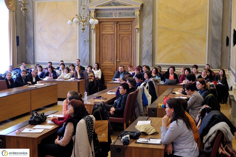 Jelzőrendszeri tanácskozás