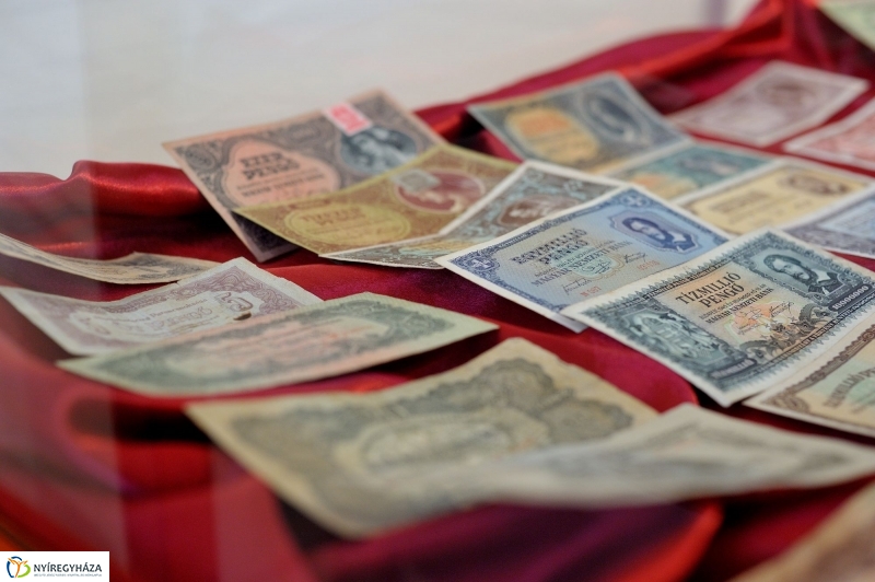 Kiállítás a forint történetéről
