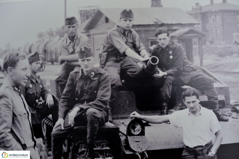 A doni fotós - kiállítás megnyitó