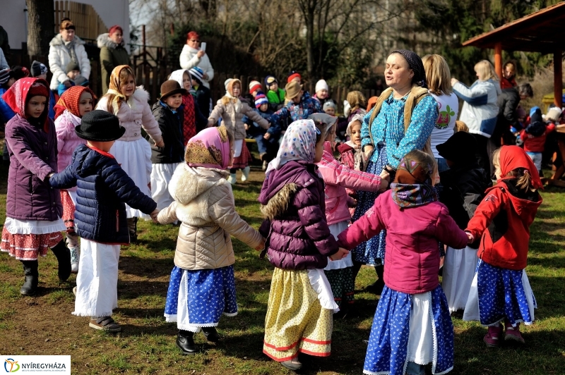 Telet temettek az ovisok