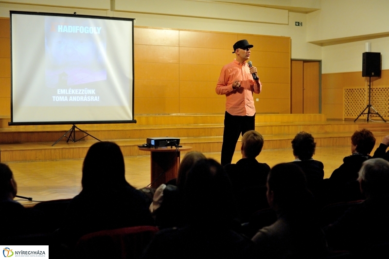 A hadifogoly -  Vujity Tvrtko előadása Nyíregyházán