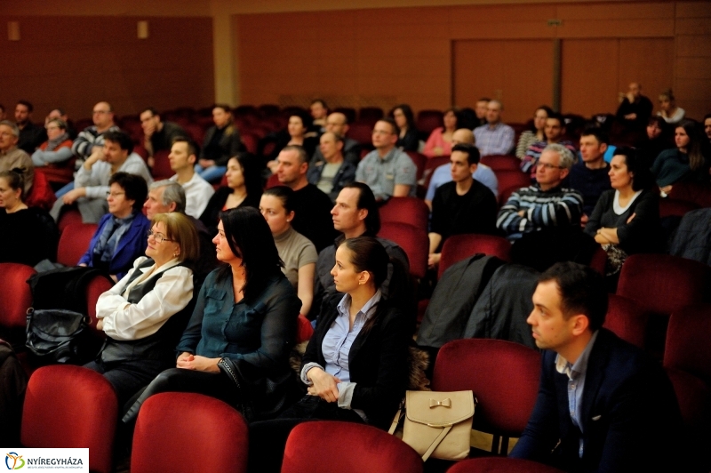 A hadifogoly -  Vujity Tvrtko előadása Nyíregyházán