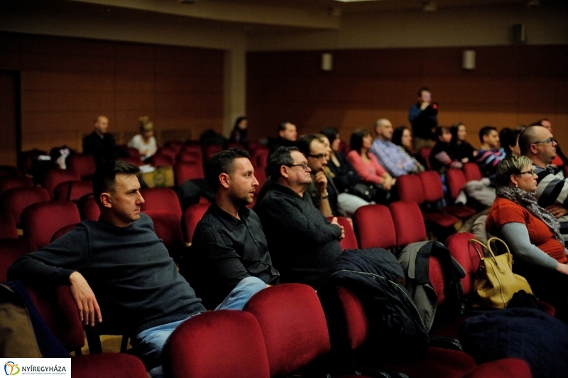 A hadifogoly -  Vujity Tvrtko előadása Nyíregyházán