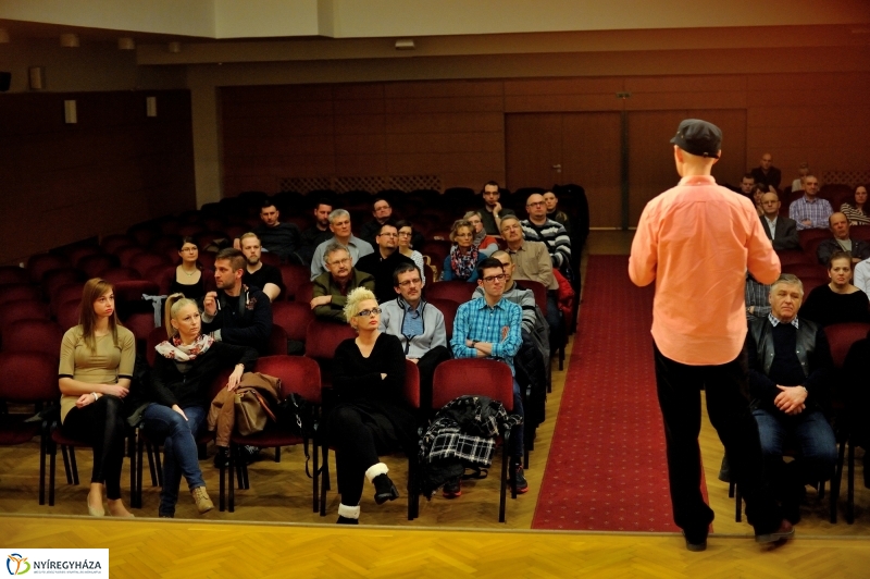 A hadifogoly -  Vujity Tvrtko előadása Nyíregyházán