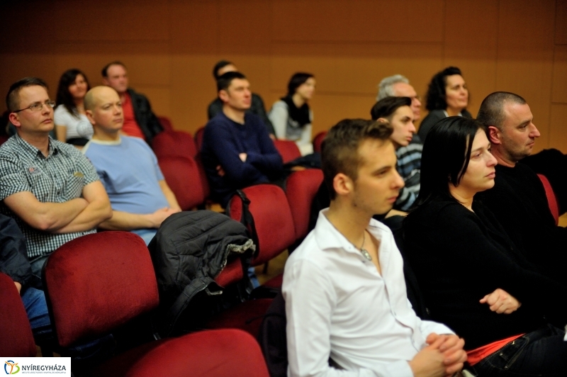 A hadifogoly -  Vujity Tvrtko előadása Nyíregyházán