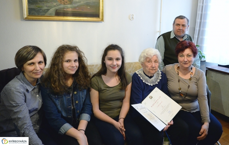 Csekk Jánosné köszöntése