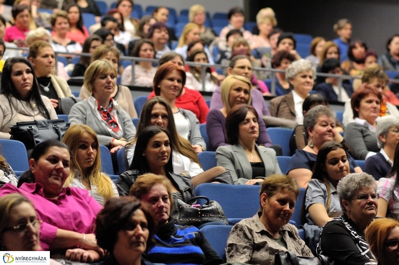 Nőnapi ünnepi műsor