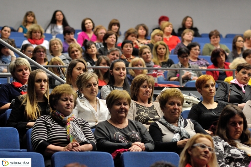 Nőnapi ünnepi műsor