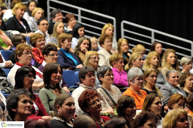 Nőnapi ünnepi műsor