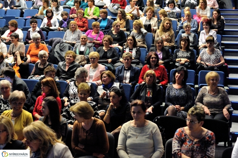 Nőnapi ünnepi műsor